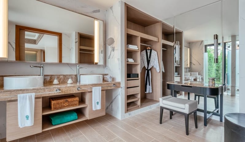 SERENITY POOL VILLA BATHROOM